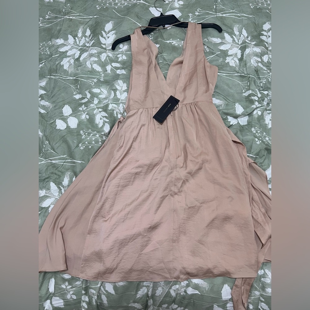 BCBG Sleeveless V-Neck Midi Dress in Blush